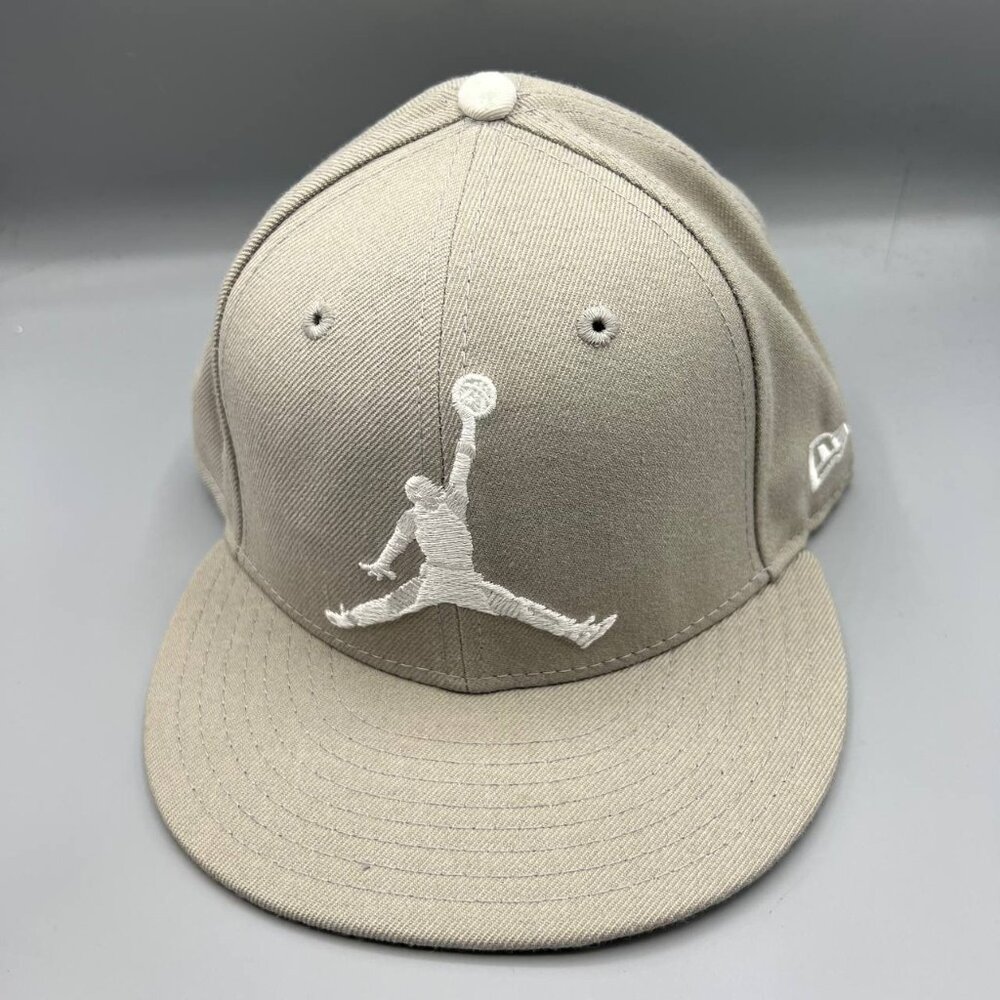 Air Jordan Hat Men 7 3/8 Gray Embroidered Logo 59Fifty New Era Fitted Cap